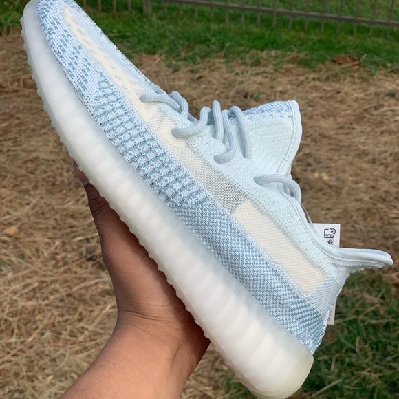 Yeezy boost 350 v2 “cloud white” size 11 - Picture 3 of 8